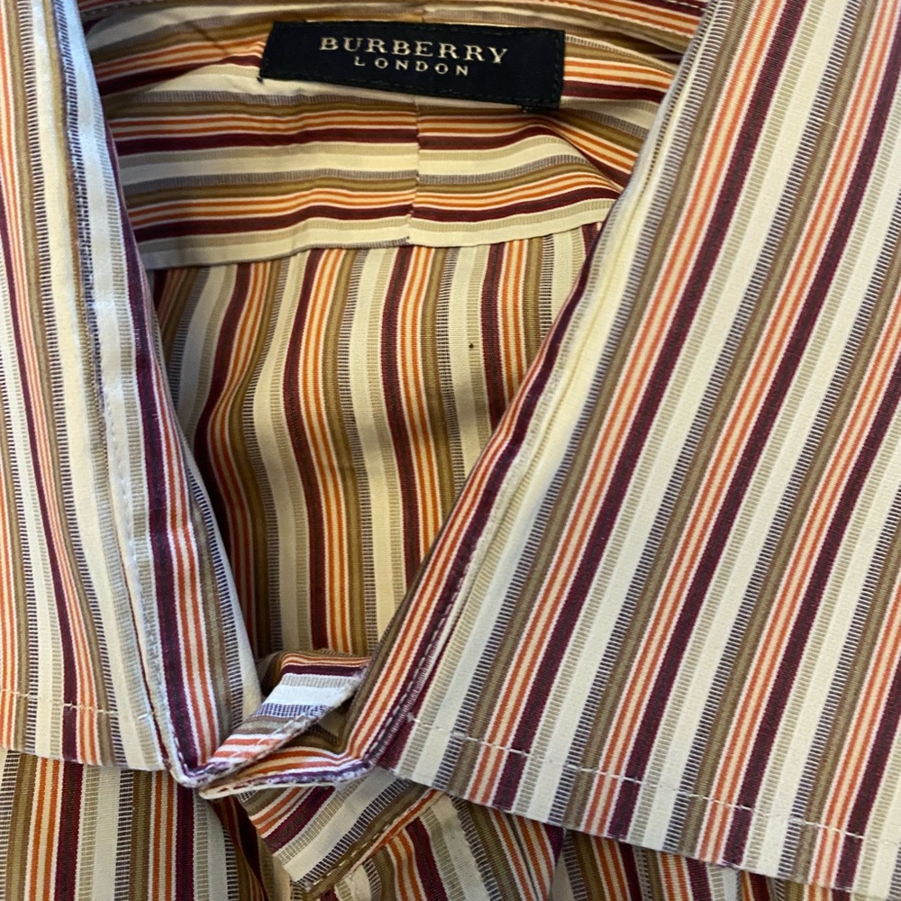 Burberry Men's Striped long sleeve  Shirt. Made in UK all Cotton 2 button cuffs